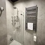 Rentplanet - Lazarz Apartment *