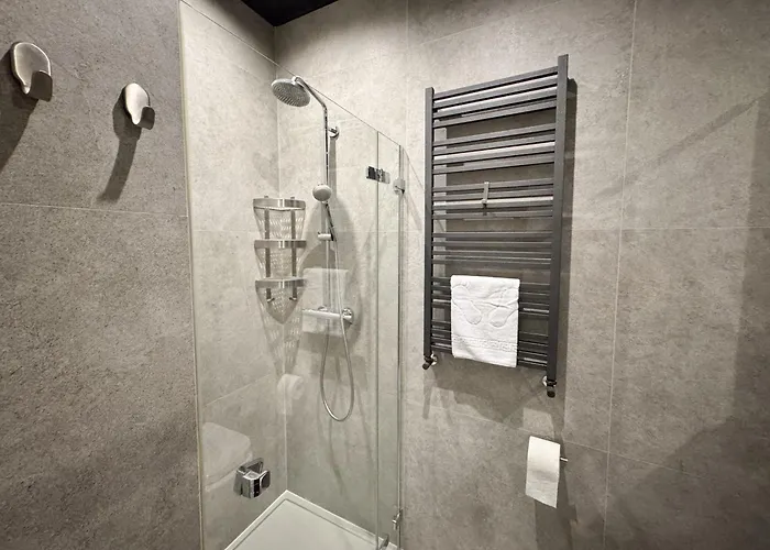 Rentplanet - Lazarz Apartman *