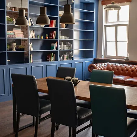 Rentplanet - Lazarz *